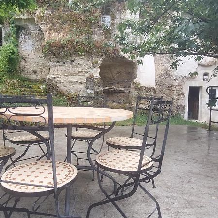 Troglo Entre Caves Et Chateaux Montlouis-sur-Loire Exterior foto
